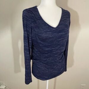 Motherhood sz md Knit top heather blue / off white